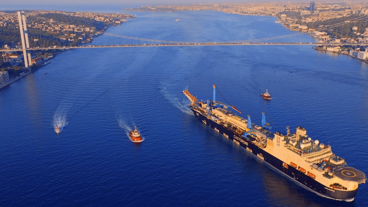 Boğazlardan gemi geçişi yarından itibaren zamlanıyor