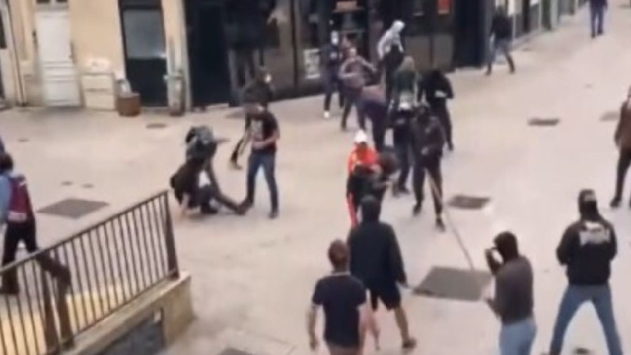 Fransa'da iç savaş hiç olmadığı kadar yakın. Aşırı sağcılar sokağa indi