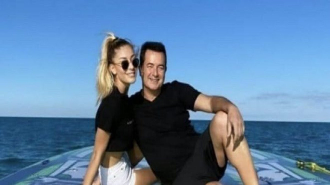 Acun Ilıcalı'nın sevgilisi ile aşk pozları düşman çatlattı. İlk defa paylaştılar