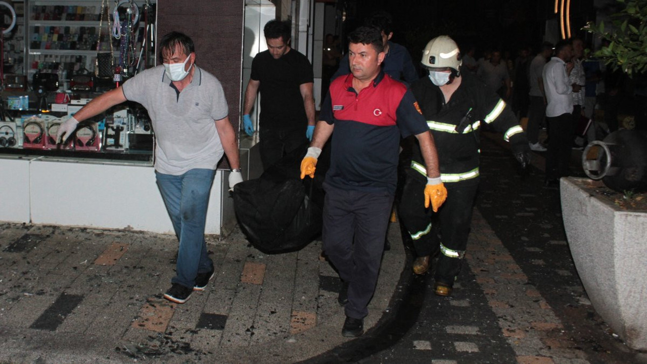 Kağıt toplayıcı adam yangında hayatını kaybetti