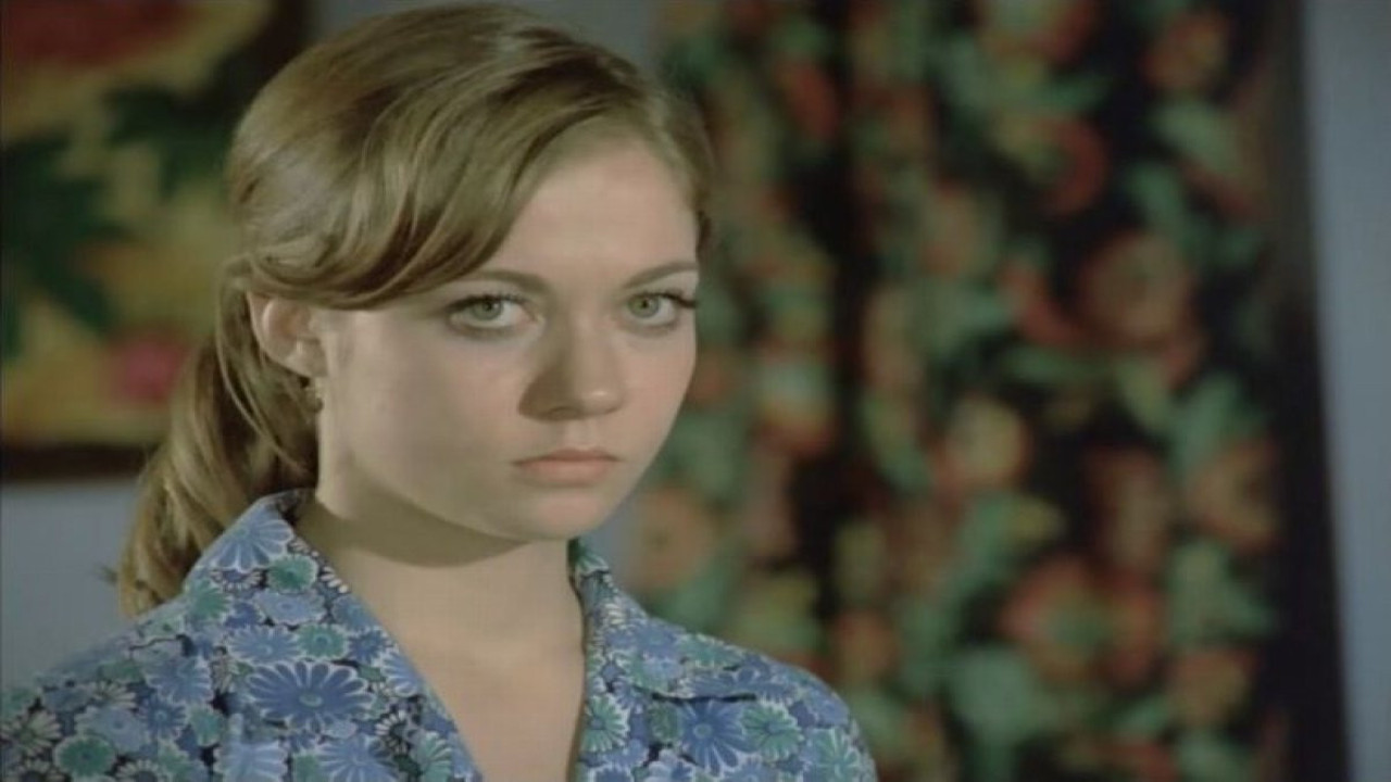 Yeşilçam'ın sarışın güzeli Itır Esen'den üzen haber. "Dualarınızı bekliyorum"