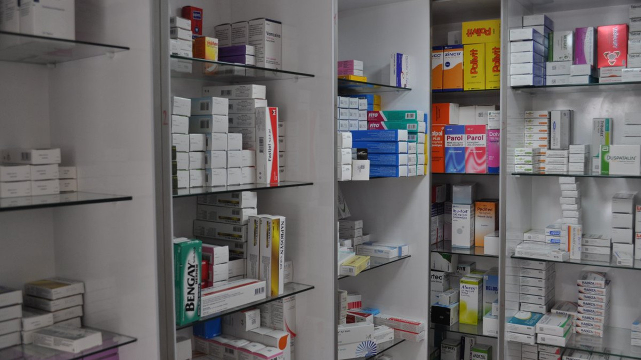 Uzmanından internetten sipariş edilen ilaçlar tehlike saçıyor. İnsan sağlığını tehlikeye atabilir