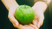 Günde tek bir elma yemek mucize saçıyor