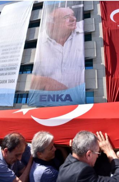 Dev mirasta büyük sır ortaya çıktı! Babalık davasını kazanmıştı: Mezarı açılan Şarık Tara 2.4 milyar dolar servet bıraktı - Resim : 12