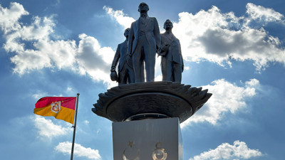 Galatasaray'ın onur anıtı resmen açıldı