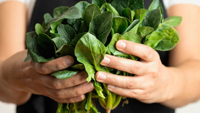 Kışın vazgeçilmezi! Ispanak alırken bunlara dikkat edin