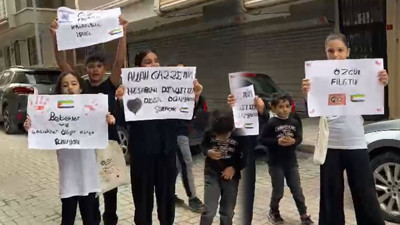 Minik kalplerden “Özgür Filistin” yürüyüşü!