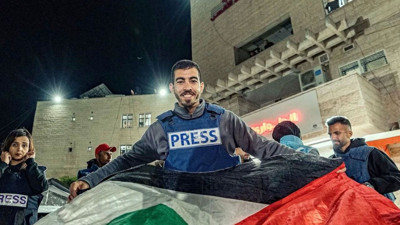 Rehine takası öncesi Gazze’de silahlar konuştu: İsrailliler Filistinli gazeteciyi öldürdü