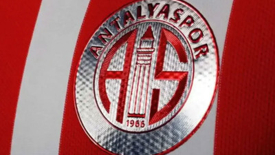 Antalyaspor maç öncesi tecrübesiz hakeme isyan etti