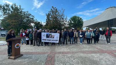 Gazeteci Hakan Tosun’a yapılan saldırı Arhavi’de protesto edildi: “Mücadelemizle Yaşayacak”