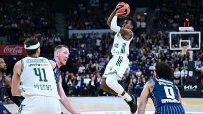 Anadolu Efes'i Cedi Osman yıktı