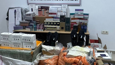 Aksaray’da 14 milyon TL’lik kaçak ürün operasyonu: 3 şüpheli gözaltında