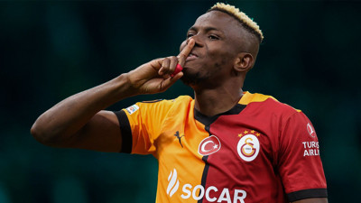 Osimhen'e büyük onur! Afrika'nın en prestijli ödülüne aday gösterildi