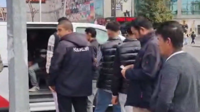 Sadece bir günde 169 göçmen kaçakçısı, 783 kaçak göçmen yakalandı