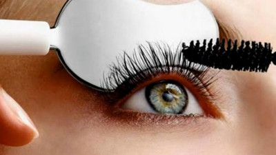 Kirpik bakımında doğal yöntemler yeniden popüler oldu!