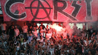 Çarşı, Serdal Adalı'ya ültimatom verdi