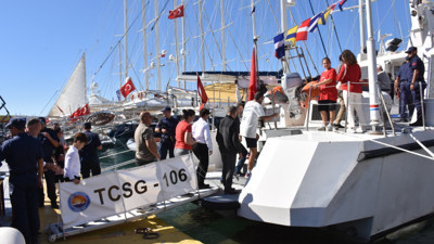 Muğla'da askeri gemiler ve botlar ziyarete açıldı