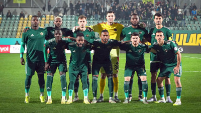 Esenler Erokspor, Çorum üzerinden liderliğe gitti