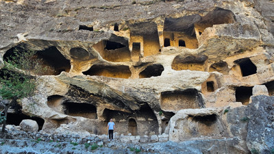 Gabar’ın 2 bin 500 yıllık gizli apartmanı: 7 katlı mağara mucizesi! İşte tarihçesi