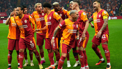 Galatasaray'ın Ajax maçı kamp kadrosu açıklandı! Kritik 2 eksik