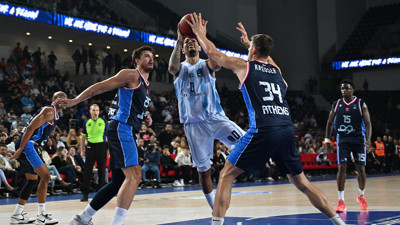 Türk Telekom Yunan ekibini sahadan sildi, seriyi 4 maça çıkardı