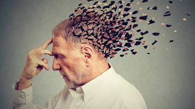 Alzheimer'ı durduran adım sayısı belli oldu! Unutkanlığa kalkan oluyor