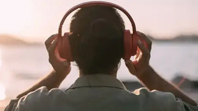 Böyle müzik dinlemek demansı yok ediyor