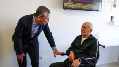 Özgür Özel'den Hikmet Çetin’e bir ziyaret daha