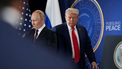 Rusya'dan ABD'ye Trump-Putin mesajı: En kısa sürede bekliyoruz