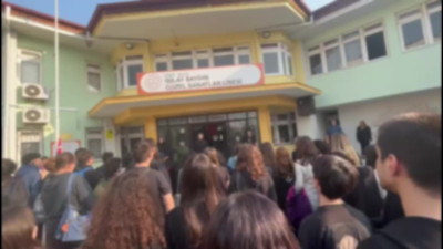 Öcalan Meclis’te konuşabilir ama andımızı okutmadılar! Bahçeli buna ne diyecek? Yer: İzmir