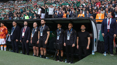 Galatasaray Okan Buruk yönetiminde bir ilki yaşadı