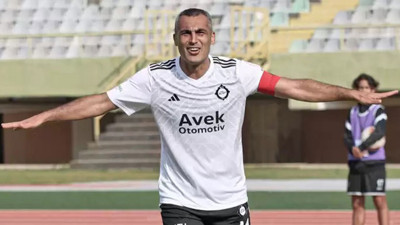 Rekortmen futbolcu Murat Uluç'u bahis yaktı