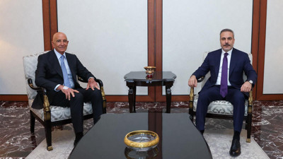 Fidan ve ABD'nin Ankara Büyükelçisi Tom Barrack bir araya geldi