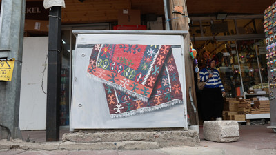 Kapadokya’nın elektrik panoları renklendi