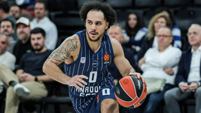 Anadolu Efes'in başına gelmeyen kalmadı: Şimdi de Larkin'den kötü haber!