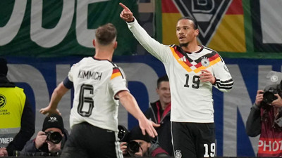 Almanya'da manşetleri Leroy Sane süsledi!