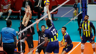 Fenerbahçe yıkıldı, Galatasaray hata yapmadı