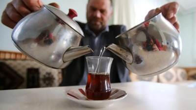 Çay tiryakileri için alarm zilleri çaldı! Uzmanlardan peş peşe gelen şok edici ifadeler