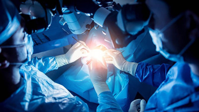 Sessiz işbirliği! Cerrah, beynin konuşan haritasıyla tehlikeyi atlattı