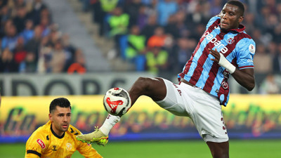 Onuachu krallık tahtına oturdu