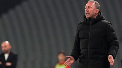 Sergen Yalçın maç sonu resti çekti: 'Kimse boşuna sevinmesin'