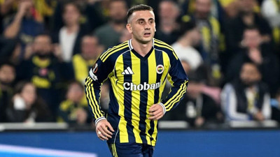 Ümit Özat'tan Kerem Aktürkoğlu'na çok sert sözler! 'Buraya mukavele yapmaya gelmişsin'