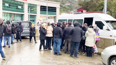 Komşudan Türk vatandaşlarına yeni kural! Artık kimlik ve pasaport yeterli olmayacak