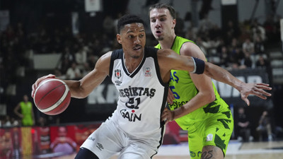 Beşiktaş hedefi 12'den vurdu