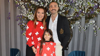 Demet Akalın'ın kızı Hira oyuncu oluyor! Bakın hangi diziden teklif gelmiş