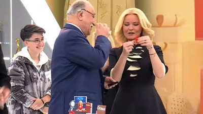 Müge Anlı'ya 40 bin TL'lik doğum günü hediyesi! O anlar sosyal medyada viral oldu