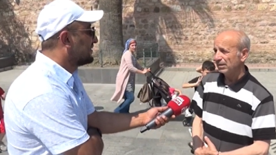 Sokak röportajında vatandaş sorulan soruya yanıt vermeye çekindi: Konuşturursan beni alıp götürecekler