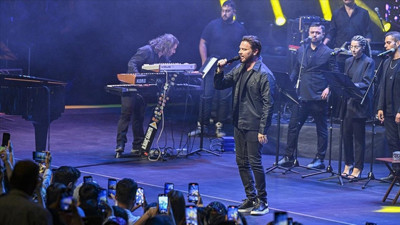 Sinan Akçıl Beştepe’de konser verdi