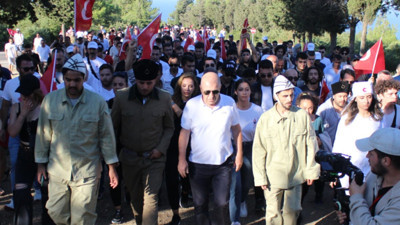 Ümit Özdağ Cumhuriyetin 100.yılı için dağları aşıp Ankara’ya ulaşacak