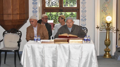 Atatürk'ün anılmadığı camilerde artık cumhuriyet düşmanları anılıyor. Said Nursi için anma programı yapıldı